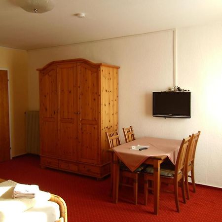Hotel Gasthof Zum Neubau Kißlegg Oda fotoğraf